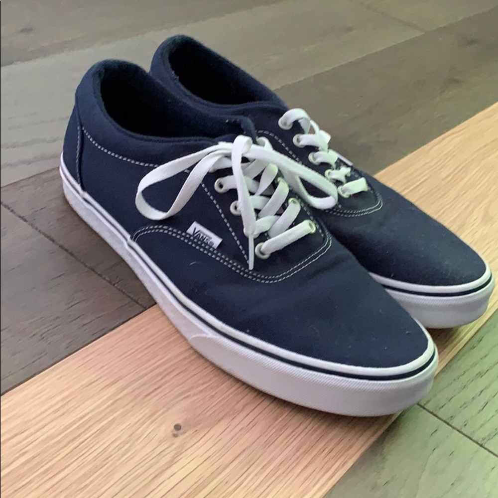 Vans - Picture 2 of 4